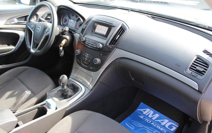 Opel Insignia cena 23900 przebieg: 322000, rok produkcji 2013 z Łeba małe 466